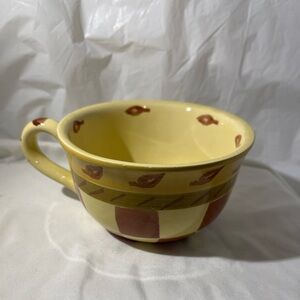Bath and Body Works ceramic red / yellow Patterned  Mug Made in Italy